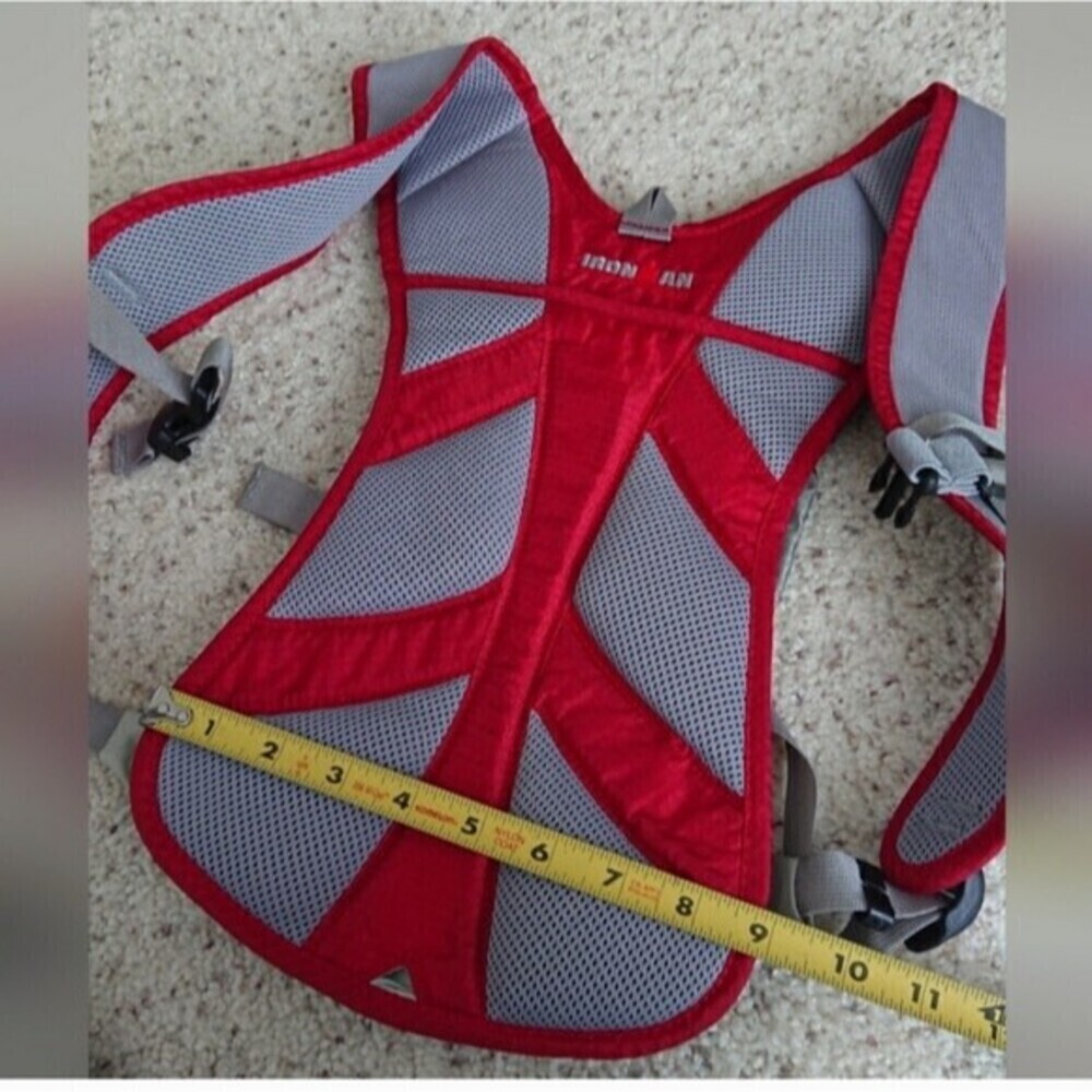 IRONMAN PRO HYDRATION PACK - Picture 4 of 9